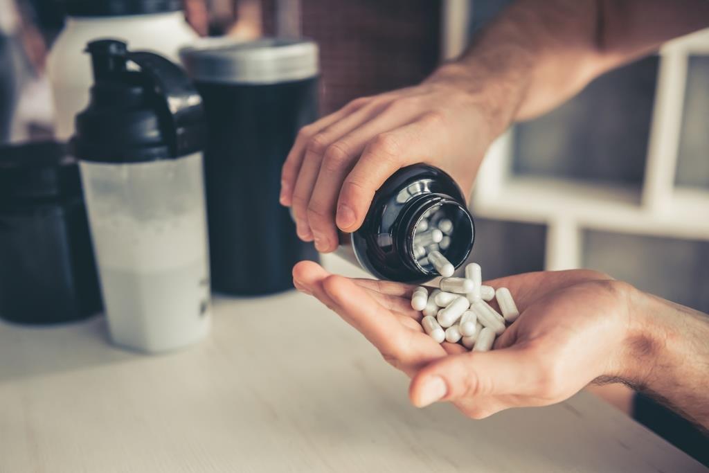 Creatine capsules